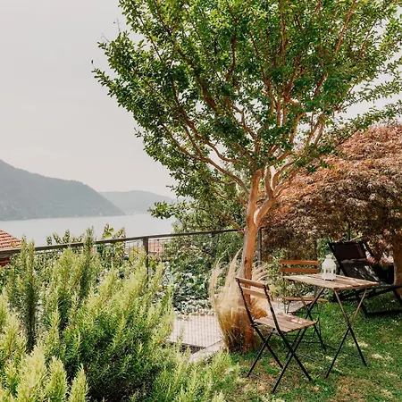 Holiday home 39 Moltrasio,