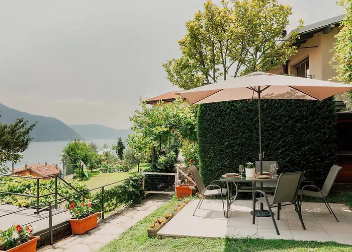 39 Moltrasio, * מולטראזיו