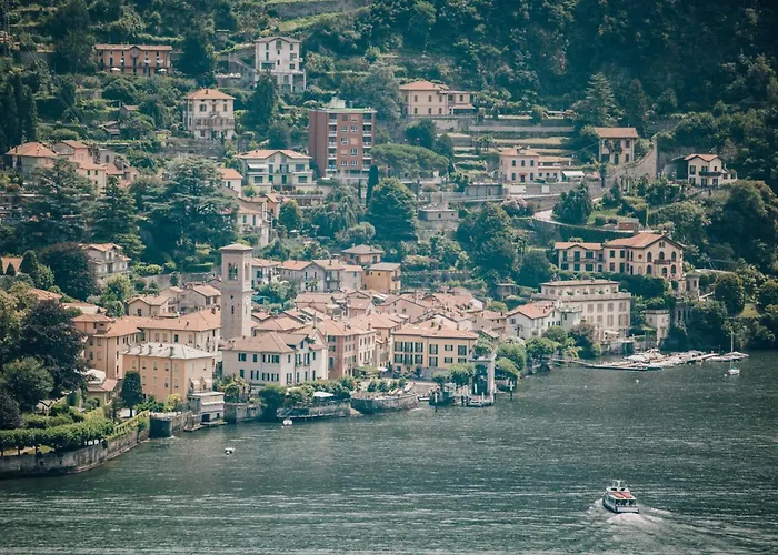 39 Moltrasio, בית נופש