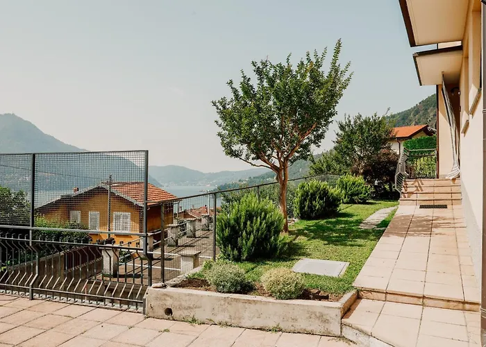 39 Moltrasio, בית נופש *