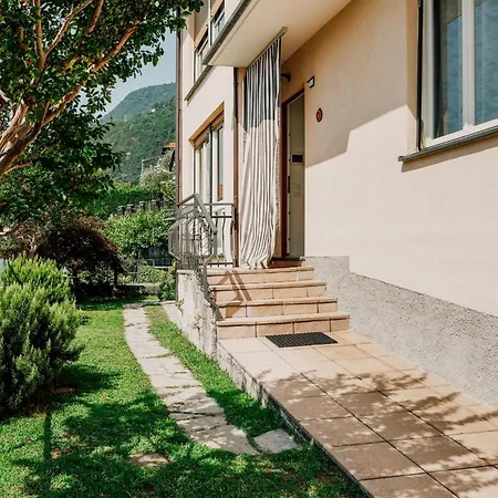 Dom wakacyjny 39 Moltrasio, *