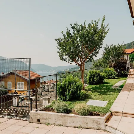 39 Moltrasio, Dom wakacyjny *