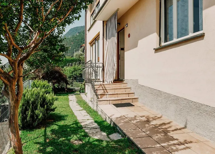 Dom wakacyjny 39 Moltrasio, *